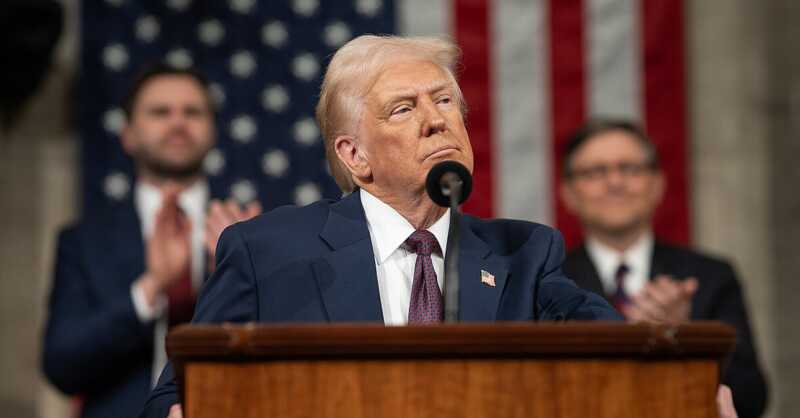 Трамп объявил о введении 25% тарифов для Японии и Южной Кореи