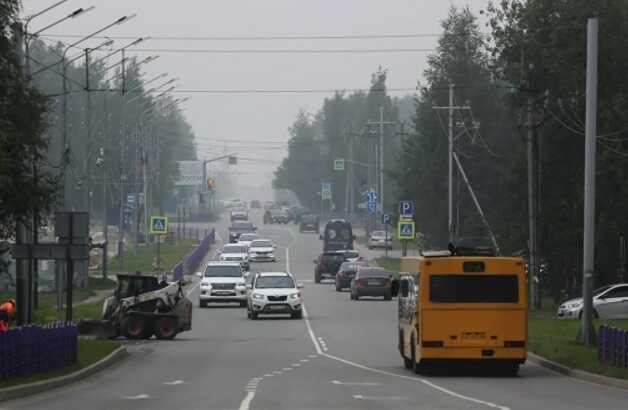 Дым от лесных пожаров в Якутии накрыл ХМАО