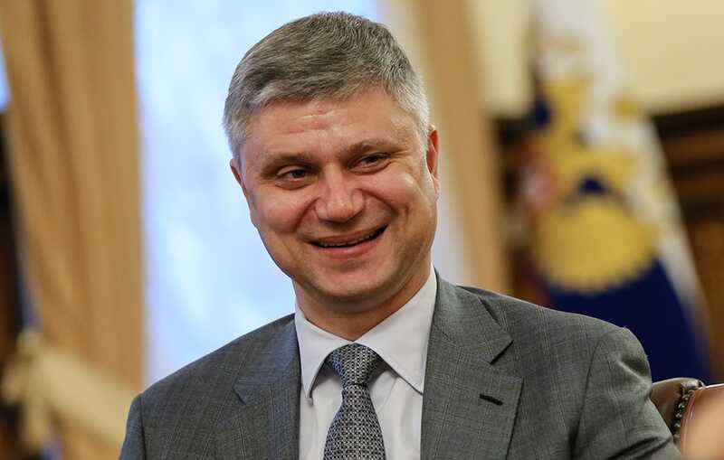 Коррупционные откаты в РЖД при Олеге Белозерове: кто скрывается за миллиардными контрактами «группы Крапивина»?
