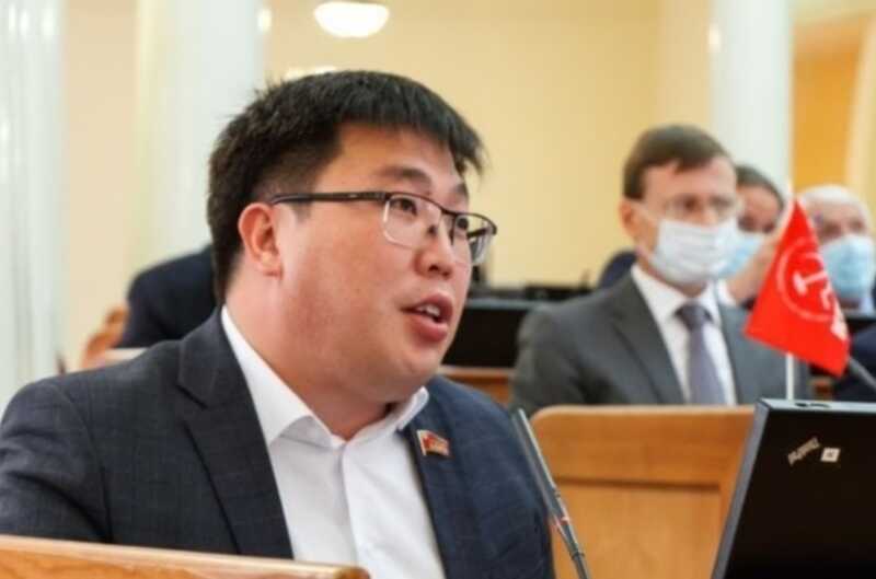 Политическая борьба в Бурятии: коммунисты вытесняются из власти посредством цензуры