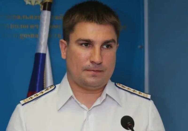 Сотрудник Ростехнадзора из Волгограда превратил государственное служебное положение в бизнес, связанный с получением взяток и посещением стриптиз-клубов