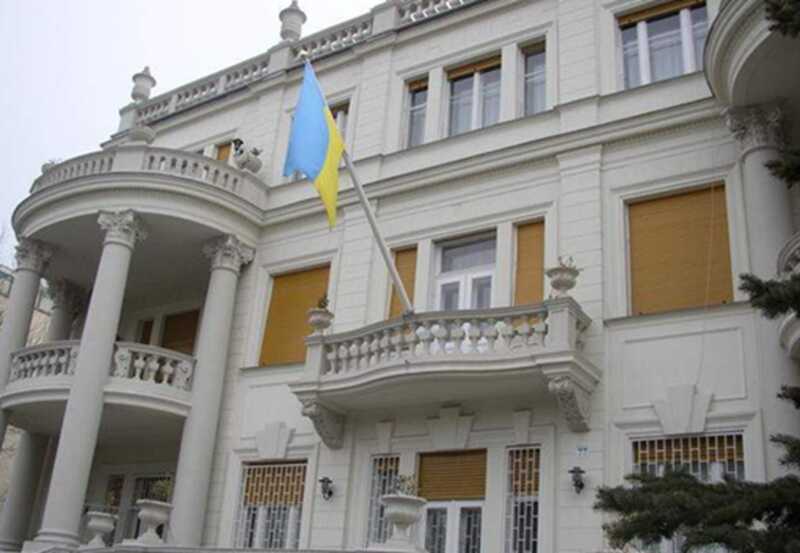 У украинского посольства в Будапеште прошло мероприятие в память о погибшем венгре