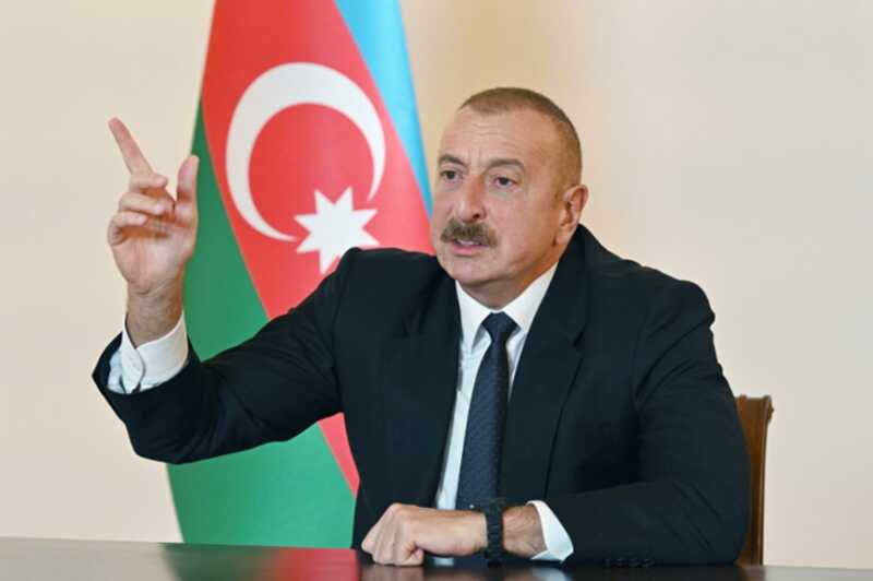 Президент Азербайджана Ильхам Алиев выразил солидарность с Украиной и призвал продолжать сопротивление оккупации