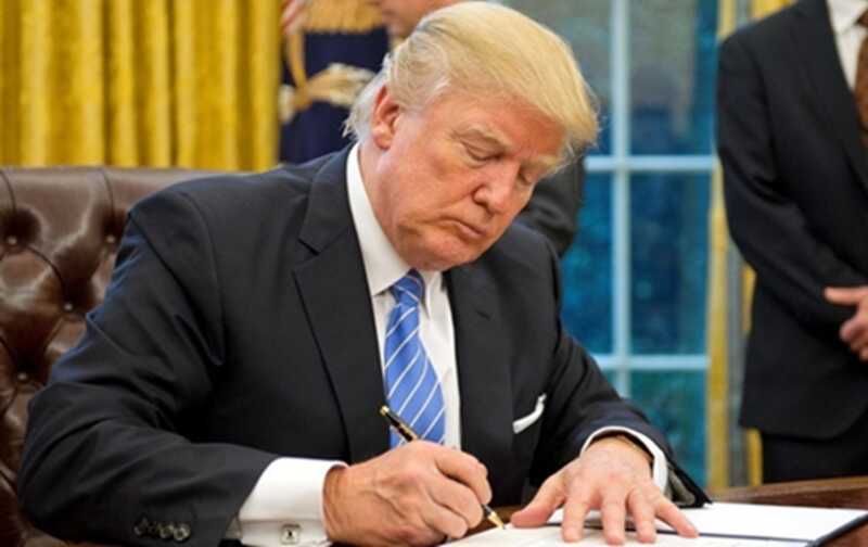 Трамп снова пригрозил России вторичными санкциями из-за ситуации в Украине