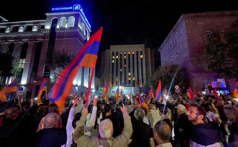 В Армении демонстранты выразили протест против присутствия российских военных